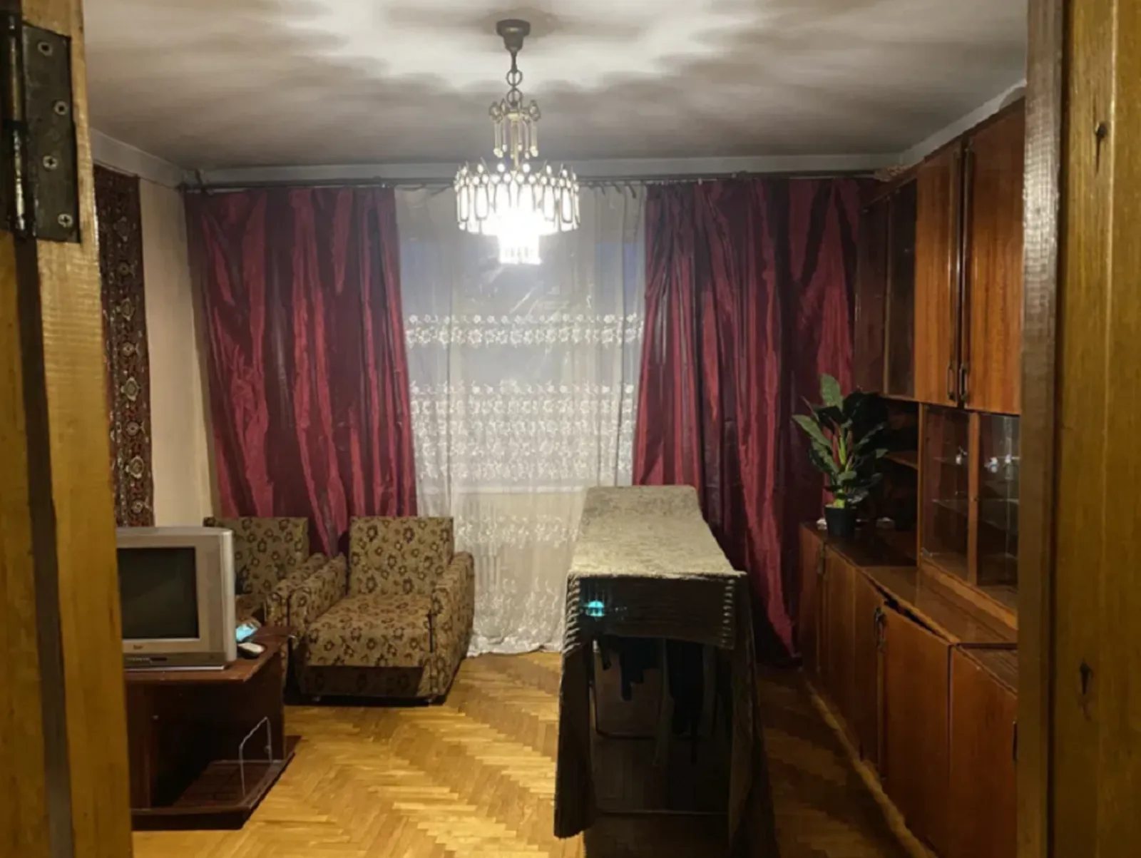 Apartments for sale. 3 rooms, 64 m², 6th floor/9 floors. Bam, Ternopil. 