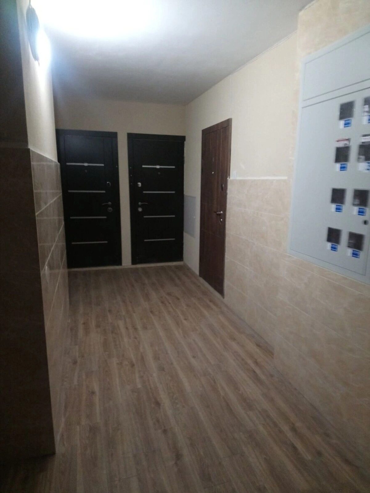 Продаж 2 кімнатної квартири, 77 м.кв., вул. Київська