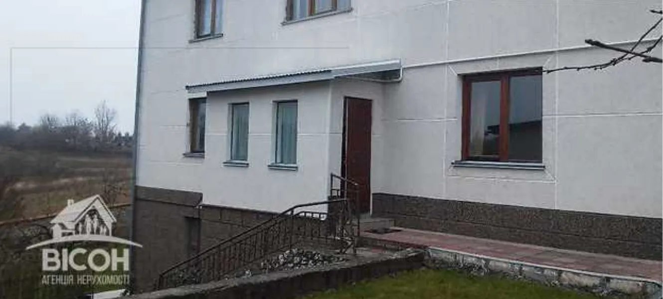House for sale. 470 m², 2 floors. Kutkovtsy, Ternopil. 