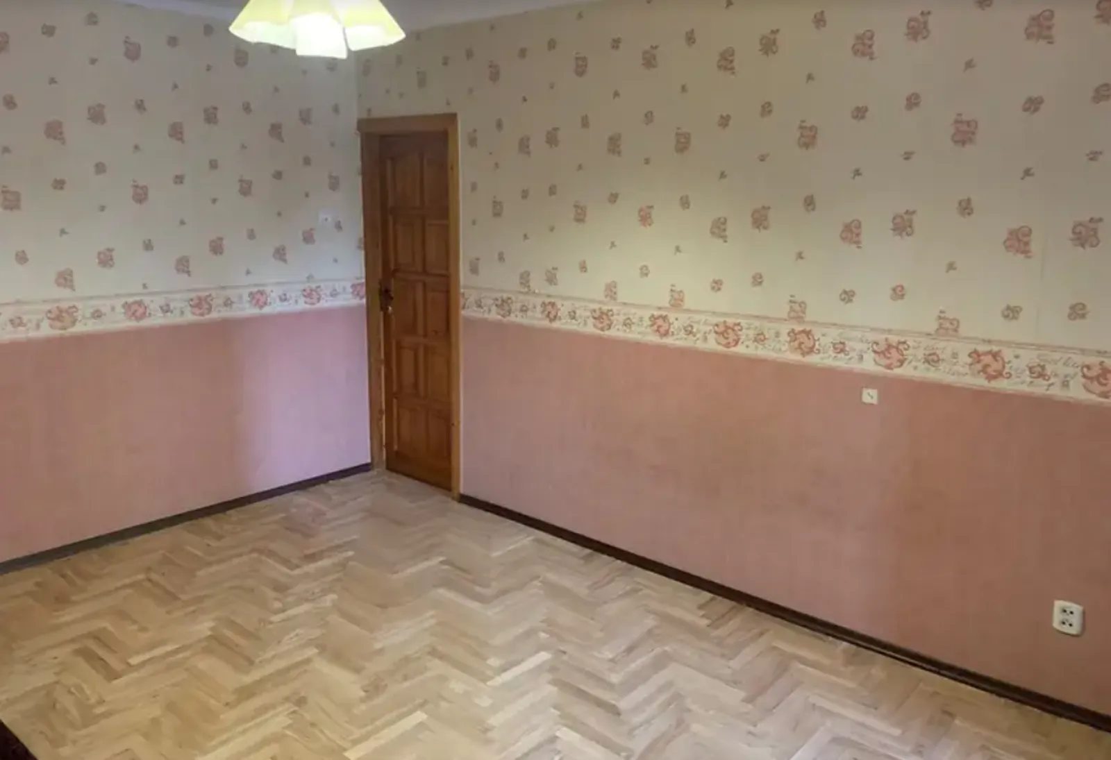 Продаж квартири. 3 rooms, 76 m², 1st floor/5 floors. Старый парк, Тернопіль. 