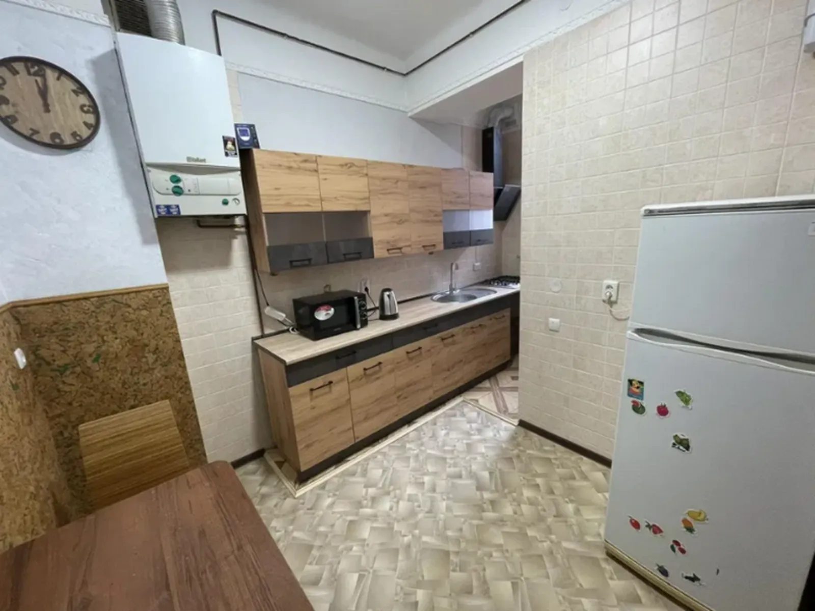 Продаж квартири. 2 rooms, 45 m², 1st floor/3 floors. Центр, Тернопіль. 