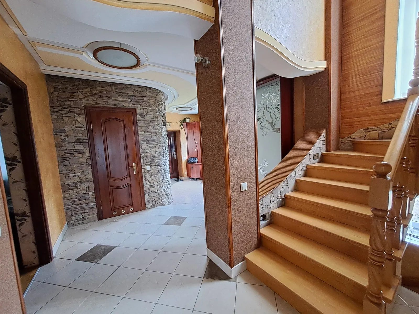 Продаж будинку. 210 m², 2 floors. Петриков. 
