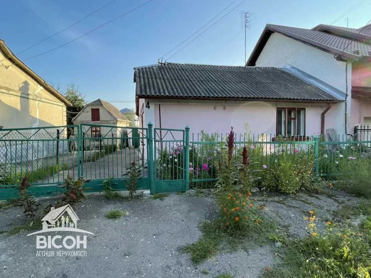 House for sale 62 m², 1 floor. Divocha vul., Ternopil. 