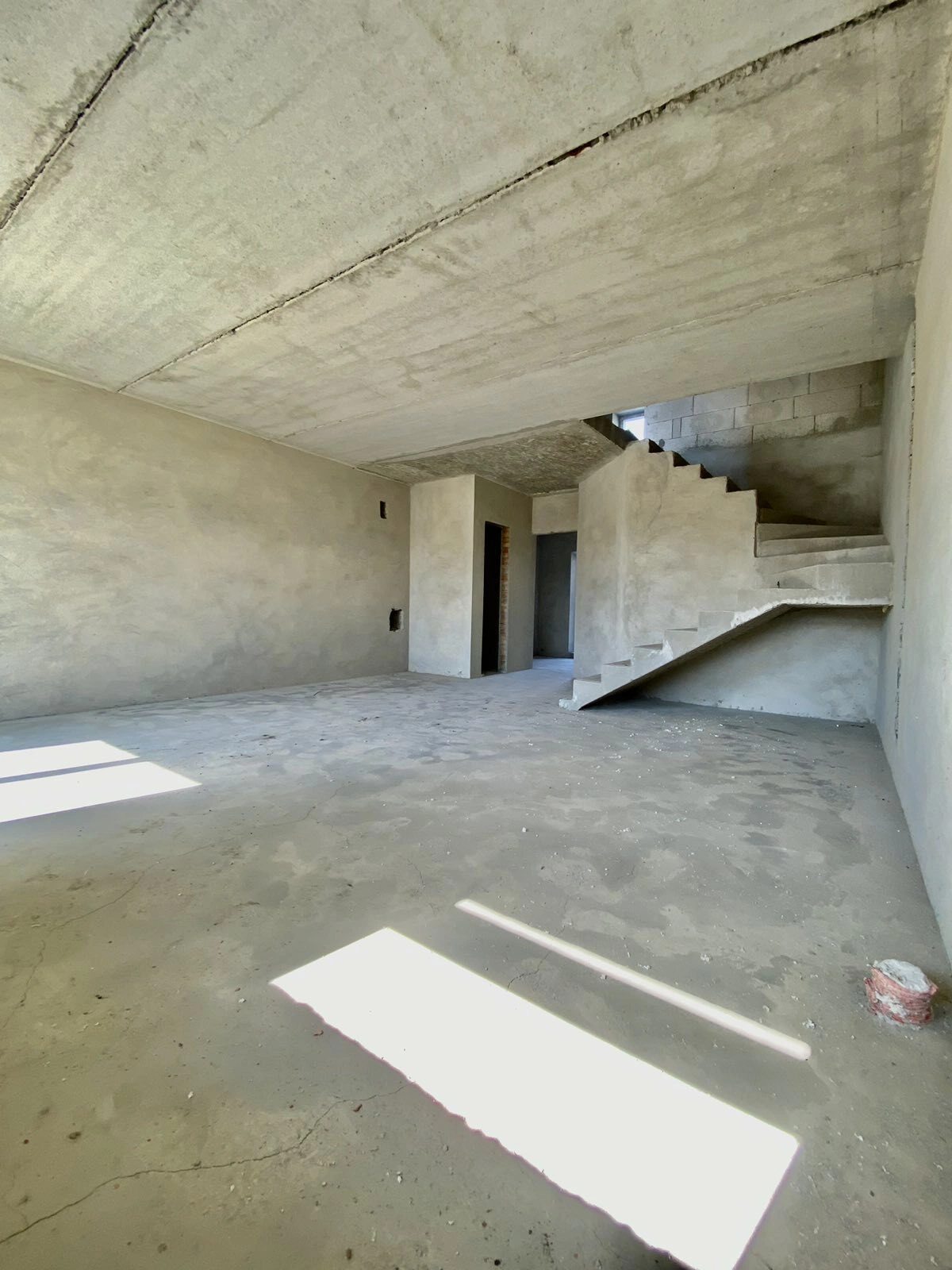Продаж 2 поверхового будинку з каміном і ділянкою на 2 сотки, 116 кв. м, 3 кімнати, с.Біла / Тернопільська область