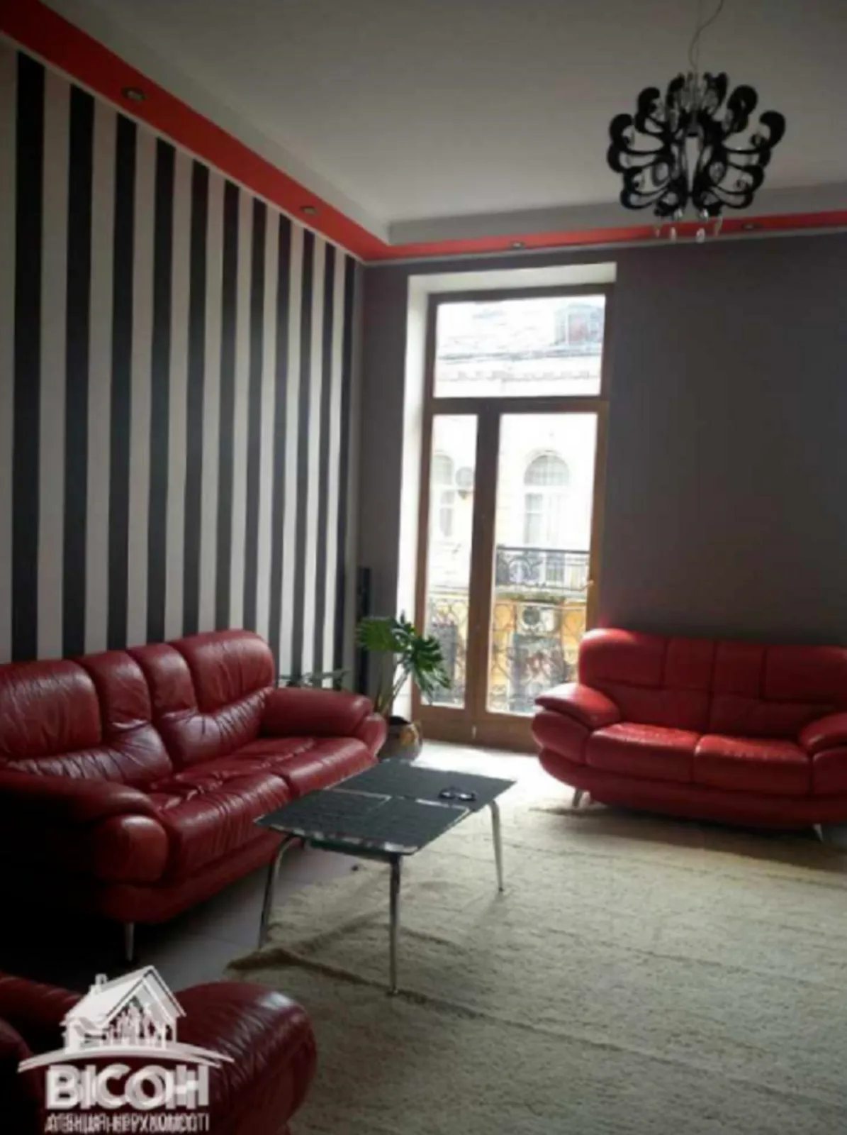 Продаж квартири. 5 rooms, 177 m², 2nd floor/2 floors. Центр, Тернопіль. 