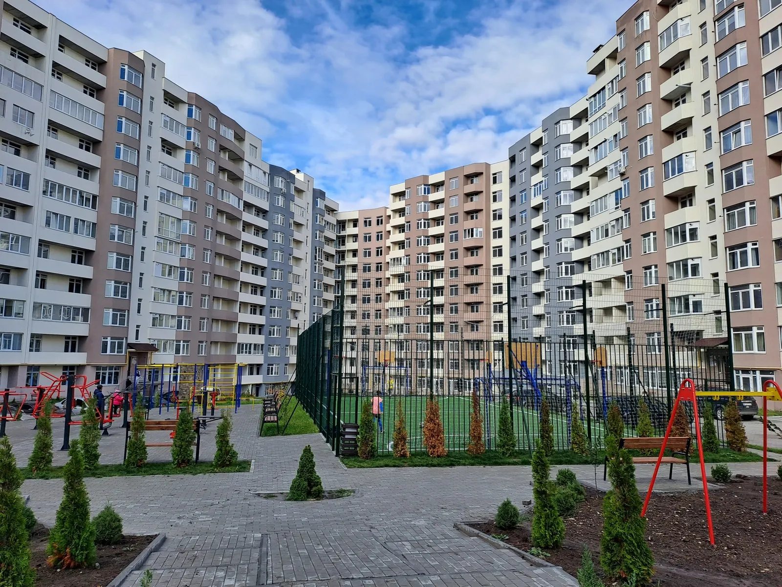 Apartments for sale. 1 room, 54 m², 11 floor/12 floors. Bam, Ternopil. 