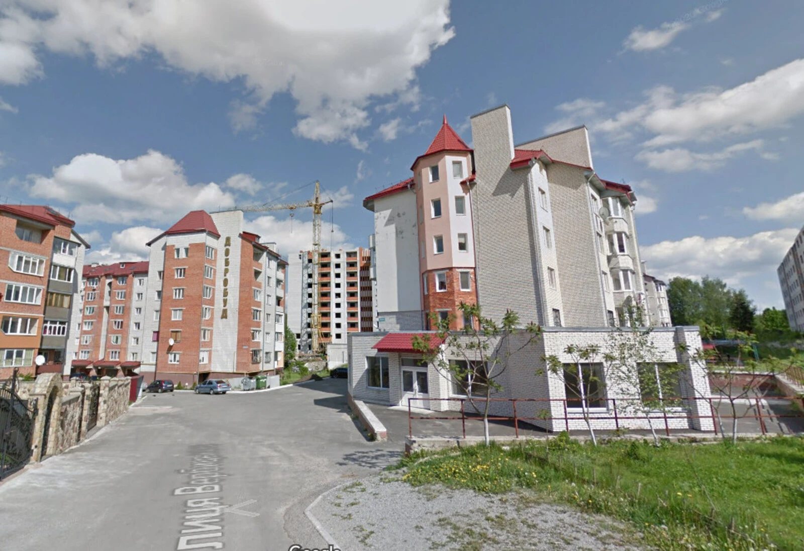 Apartments for sale. 5 rooms, 158 m², 5th floor/6 floors. Kanada, Ternopil. 