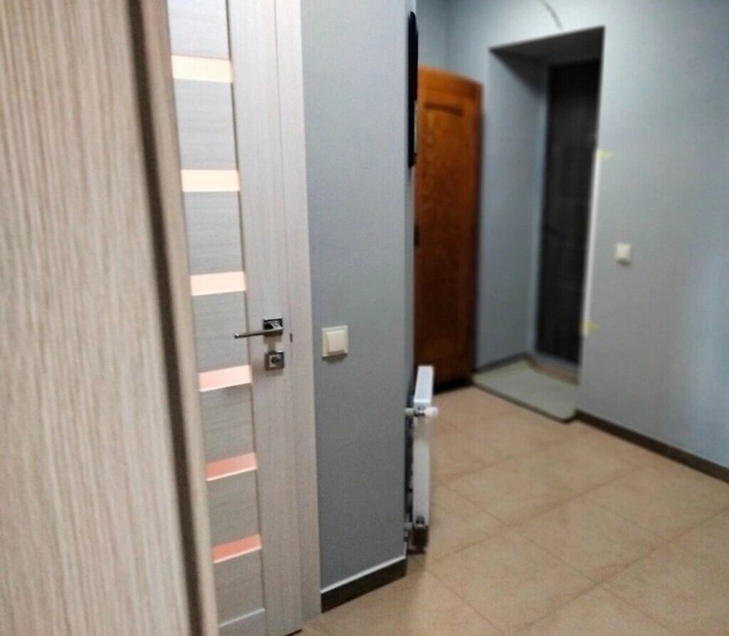 Apartments for sale. 1 room, 46 m², 3rd floor/10 floors. Bam, Ternopil. 