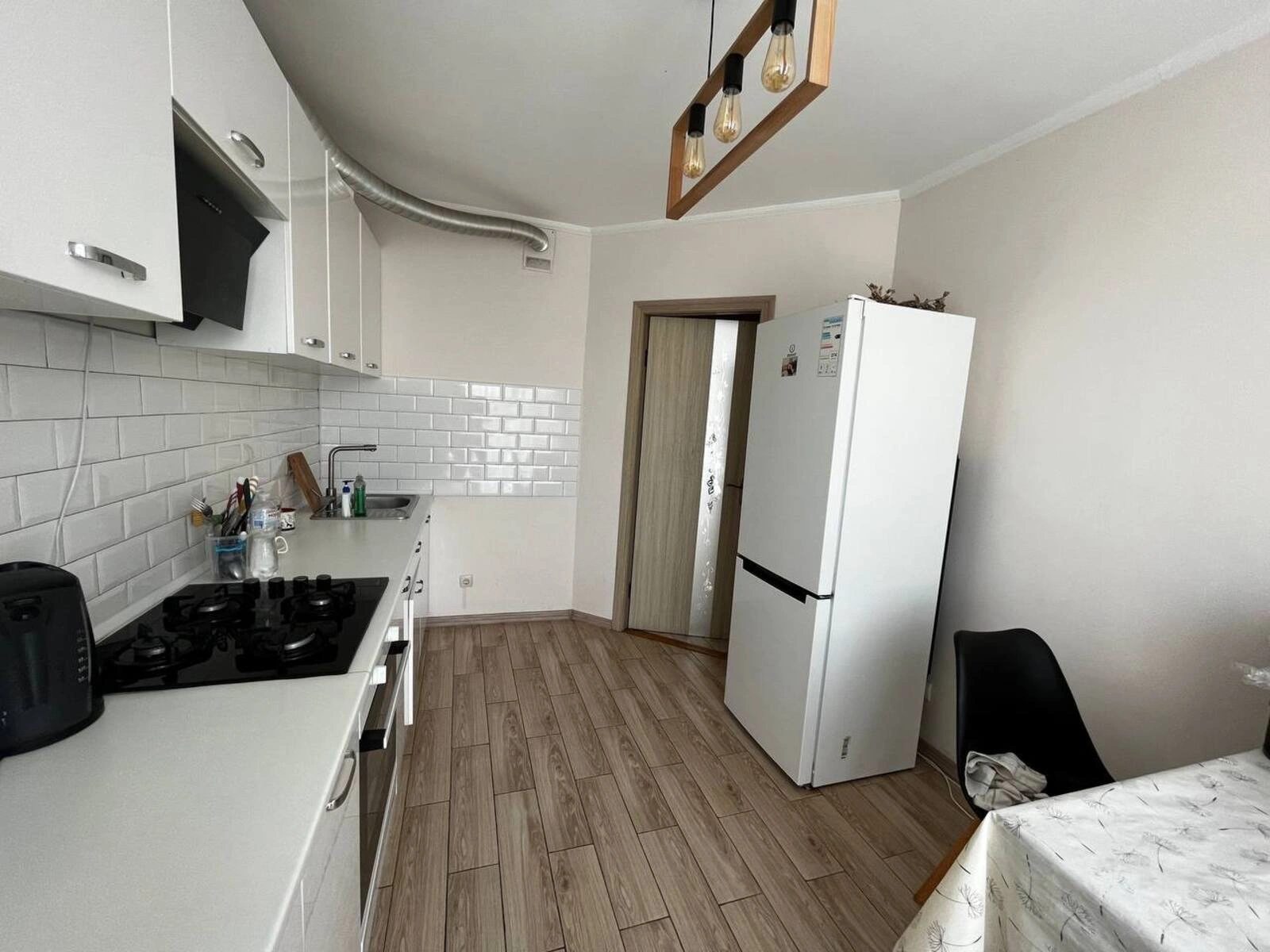 Apartments for sale. 2 rooms, 61 m², 11 floor/11 floors. 18, Bilohirska vul., Ternopil. 