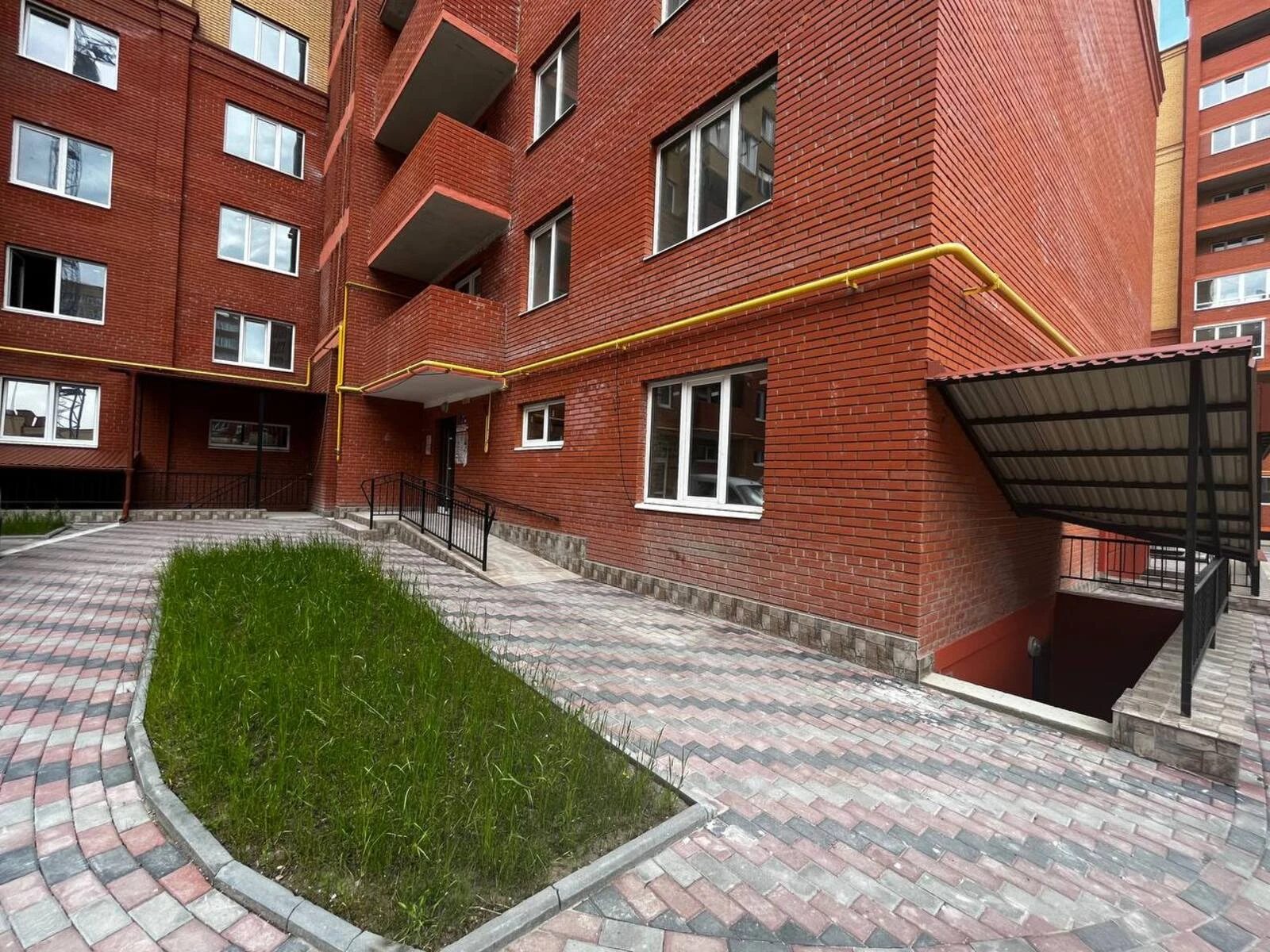 Apartments for sale 1 room, 46 m², 10th fl./10 floors. Tarnavskoho Henerala vul., Ternopil. 