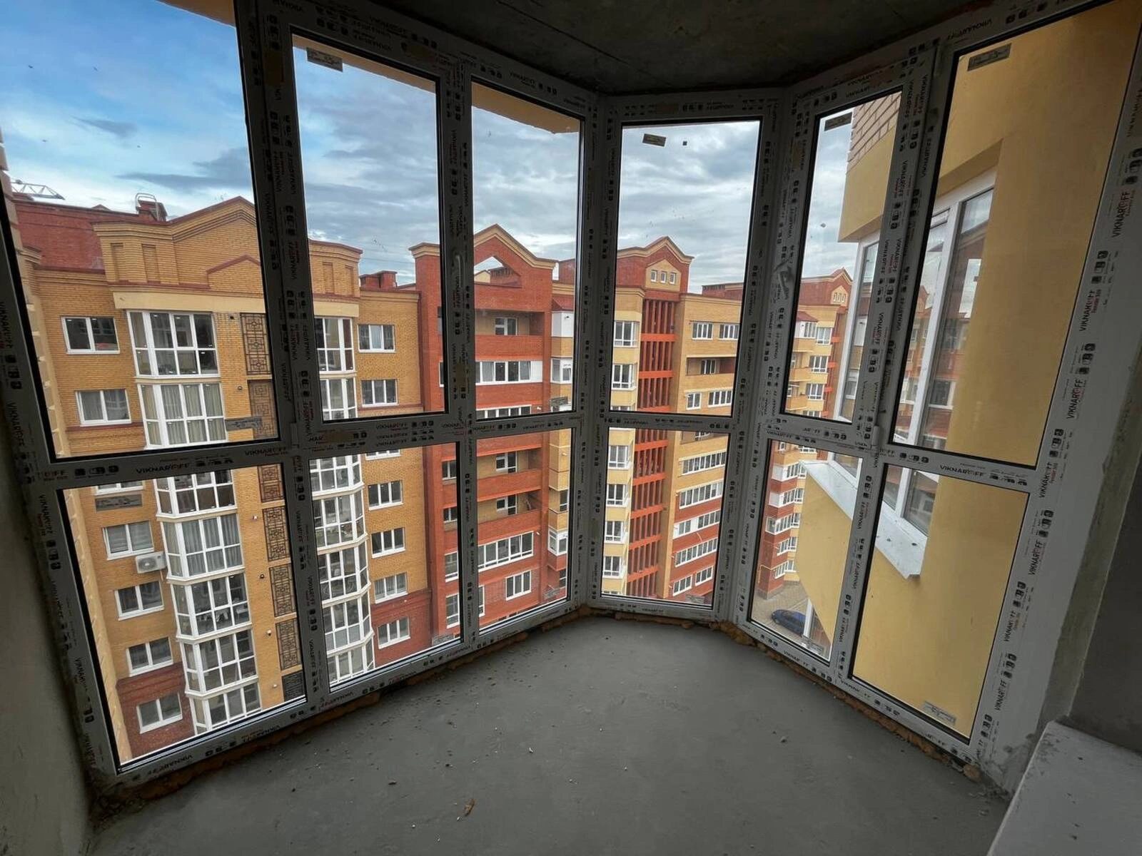 Apartments for sale. 1 room, 46 m², 10th floor/10 floors. Tarnavskoho Henerala vul., Ternopil. 
