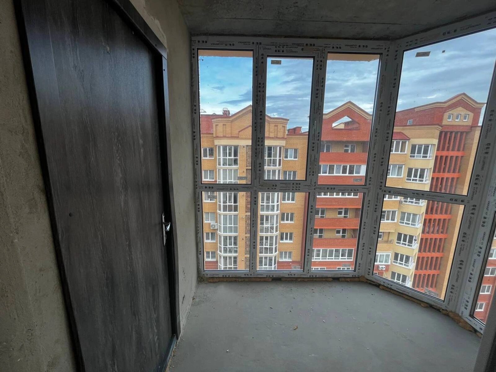 Apartments for sale 1 room, 46 m², 10th fl./10 floors. Tarnavskoho Henerala vul., Ternopil. 