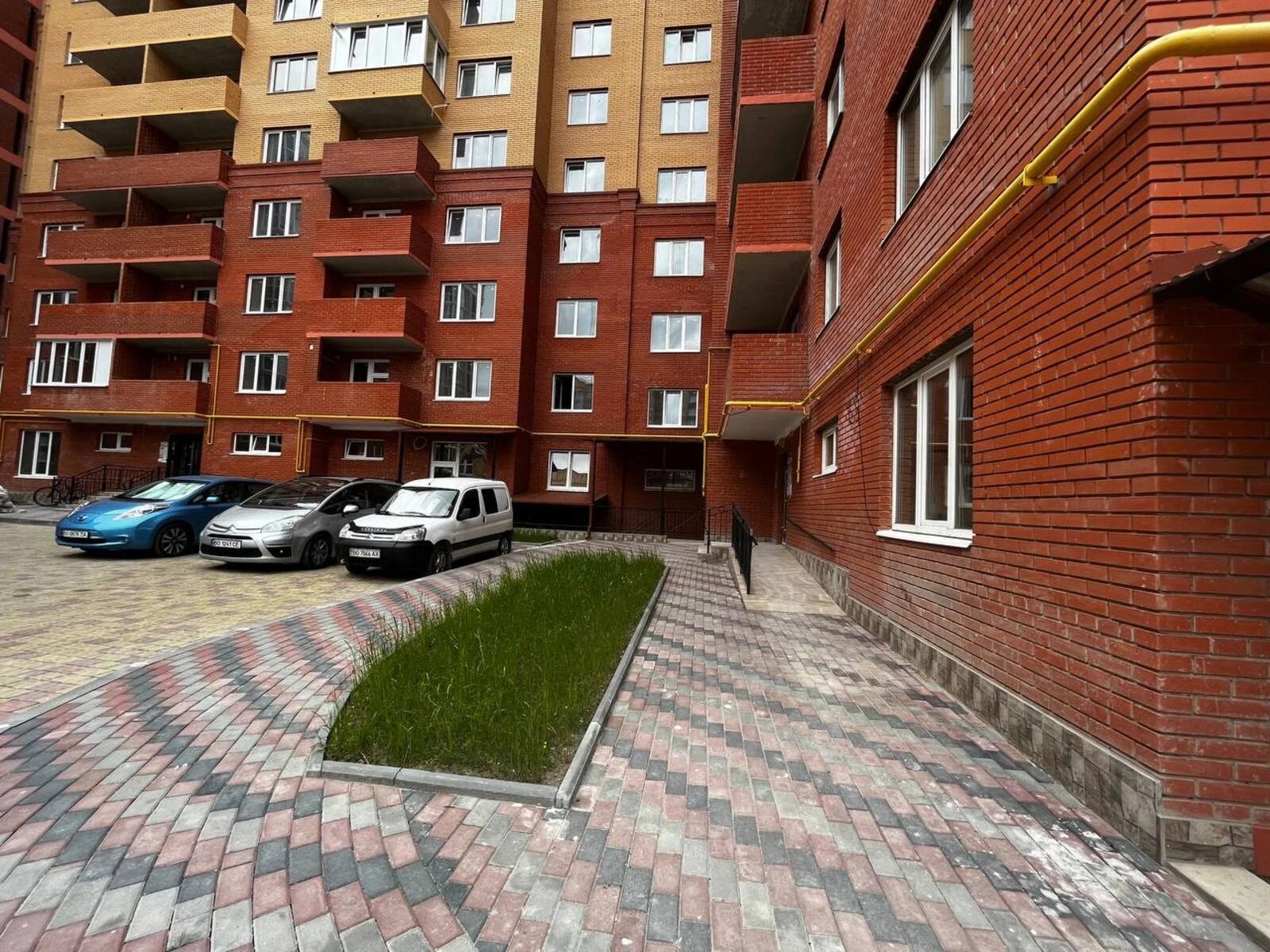 Apartments for sale 1 room, 46 m², 10th fl./10 floors. Tarnavskoho Henerala vul., Ternopil. 