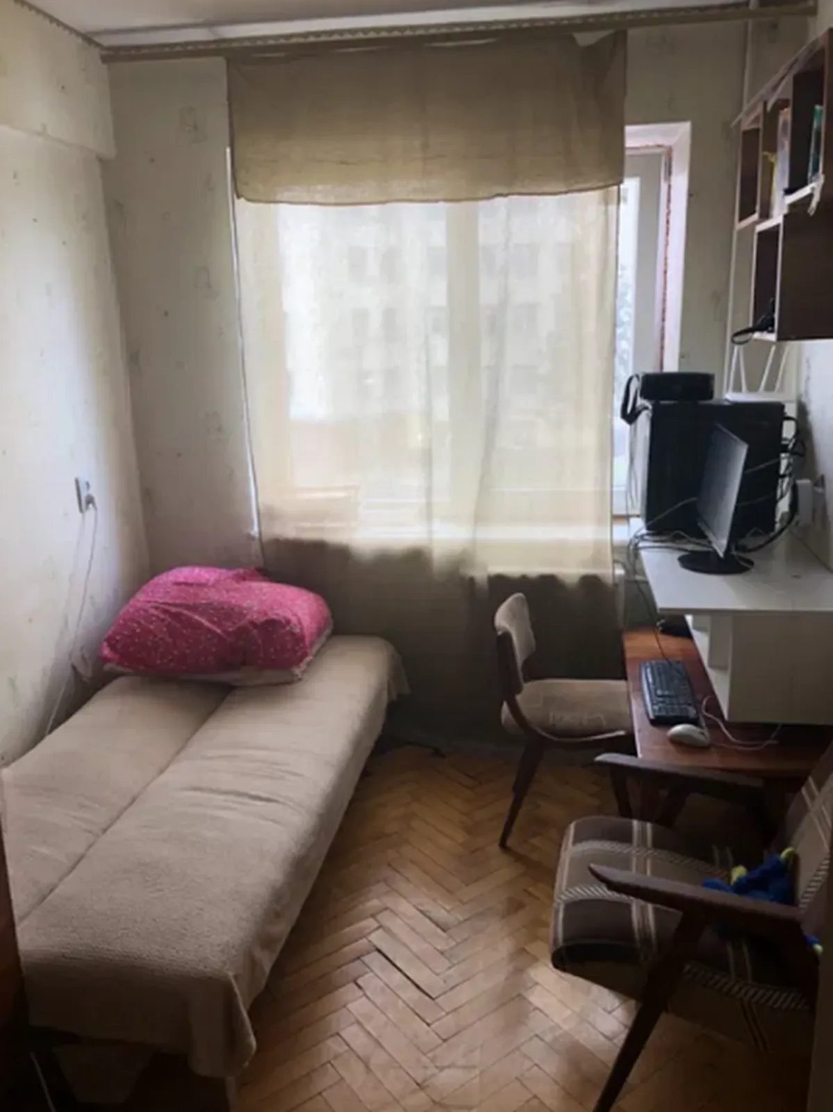 Продаж квартири. 3 rooms, 60 m², 4th floor/5 floors. Дружба, Тернопіль. 