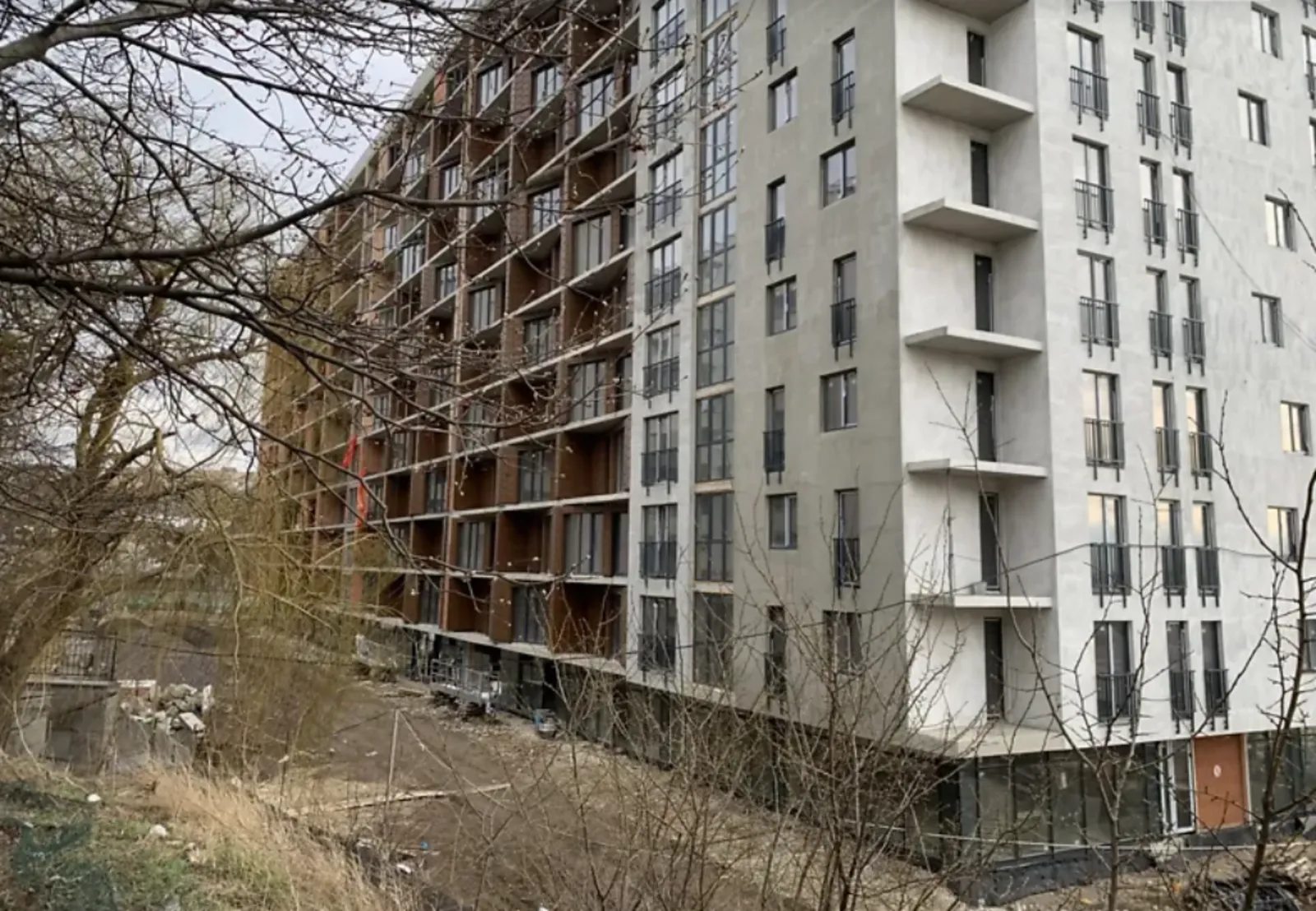 Продаж 1к квартири 47 кв. м на вул. Тарнавського