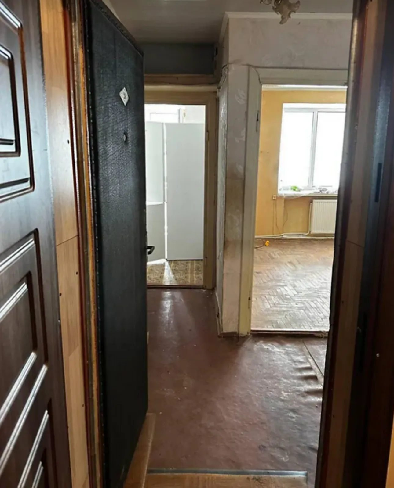Продаж квартири. 1 room, 37 m², 1st floor/5 floors. Восточный, Тернопіль. 