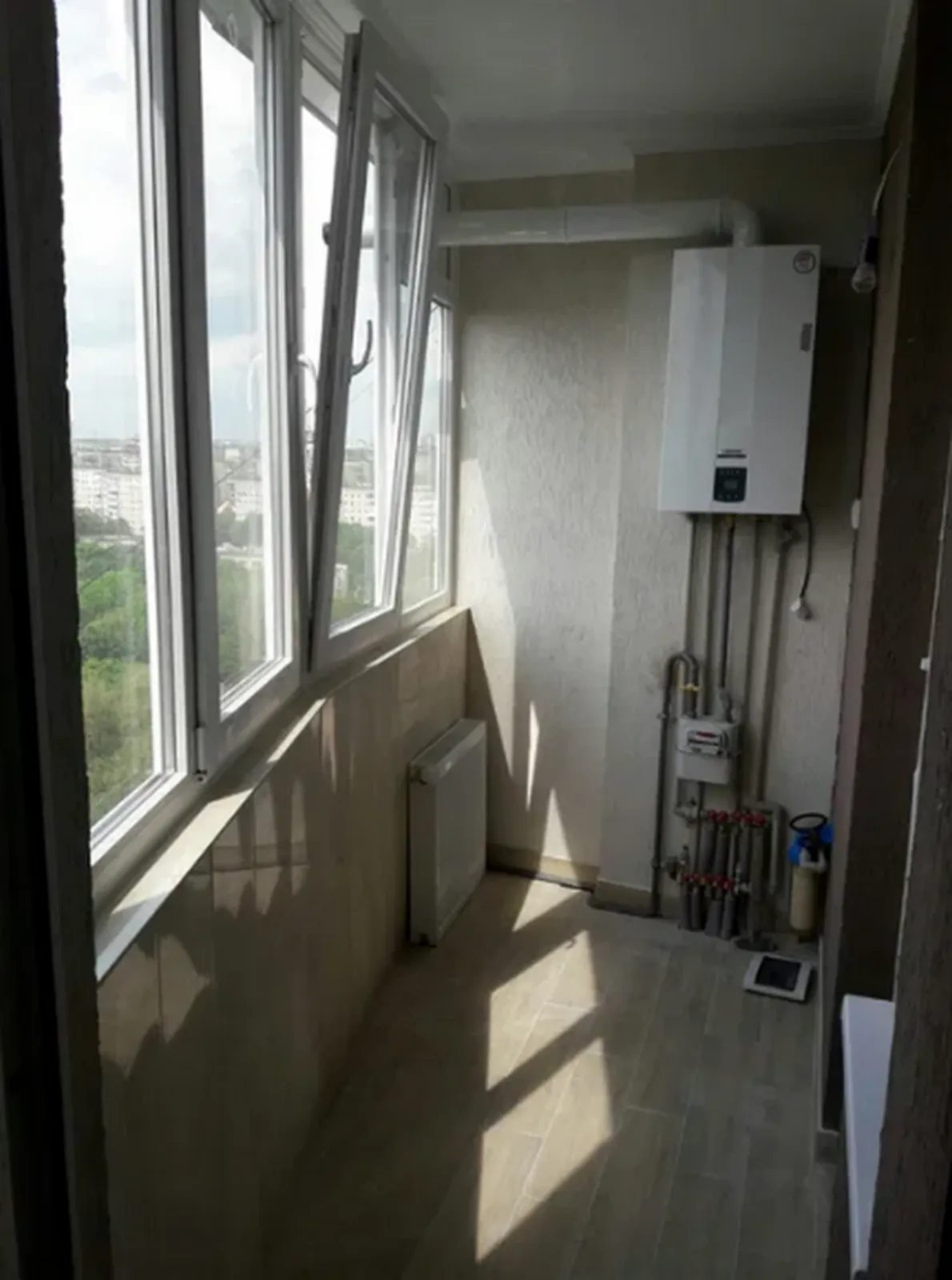 Продаж квартири. 2 rooms, 68 m², 11 floor/11 floors. Бам, Тернопіль. 