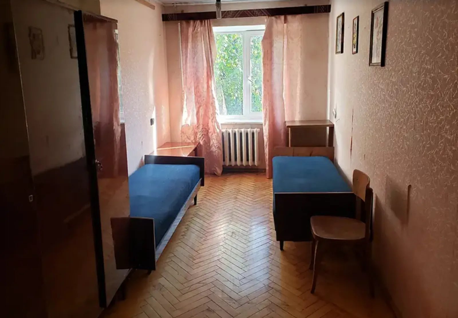 Apartments for sale. 3 rooms, 60 m², 1st floor/5 floors. Druzhba, Ternopil. 