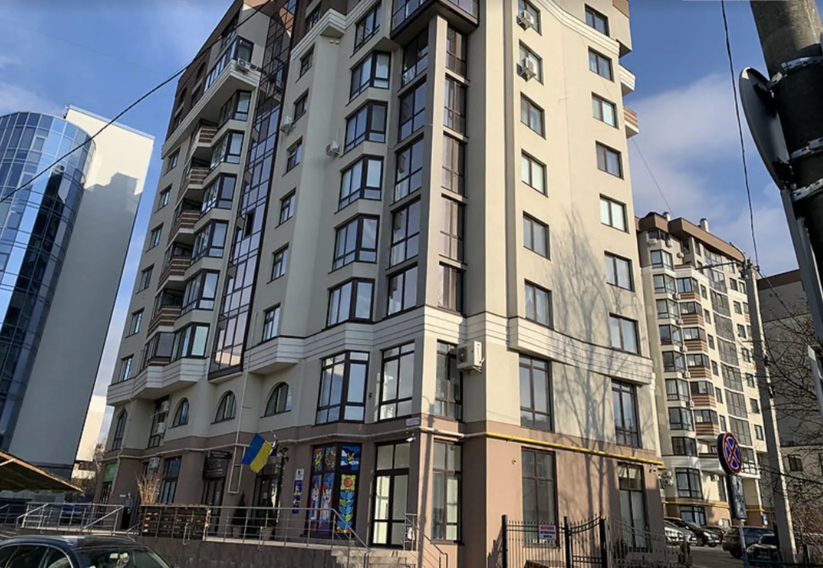 Продаж квартири 4 кімнати, 160 m², 9 пов./9 поверхів. Центр, Тернопіль. 