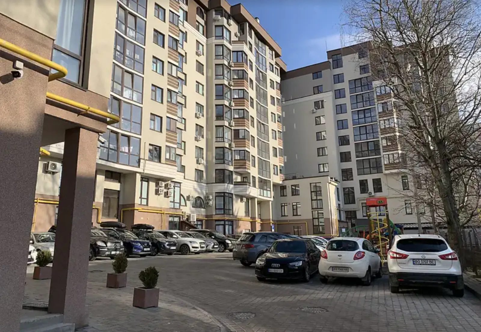 Продаж квартири 4 кімнати, 160 m², 9 пов./9 поверхів. Центр, Тернопіль. 