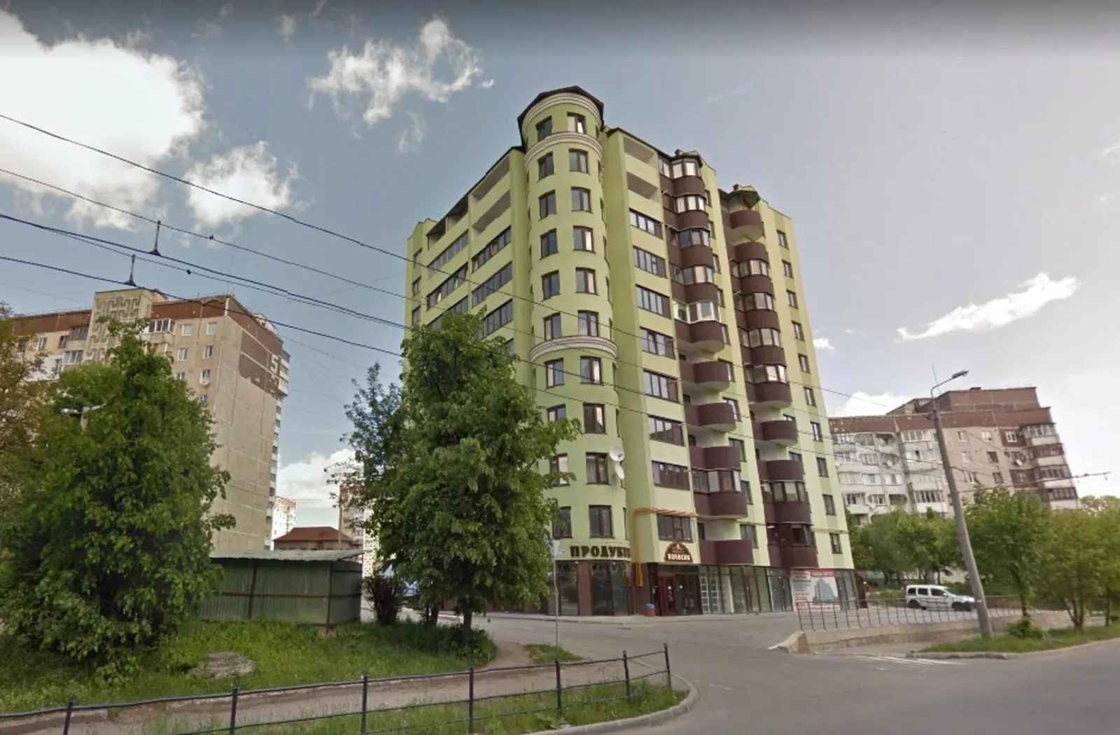 Apartments for sale. 5 rooms, 133 m², 9th floor/10 floors. Symonenka V. vul., Ternopil. 