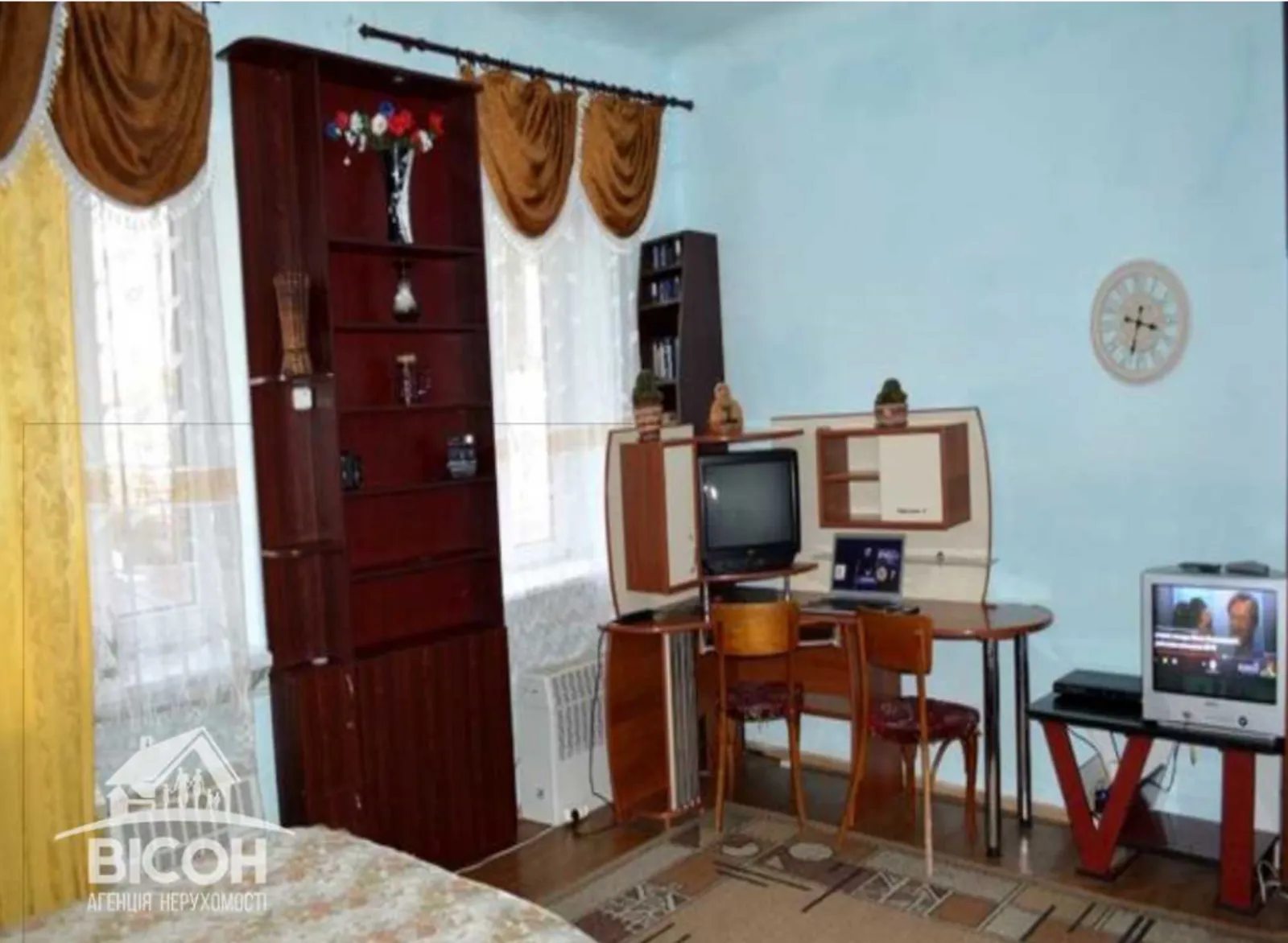 Продаж квартири. 1 room, 307 m², 1st floor/1 floor. Центр, Тернопіль. 