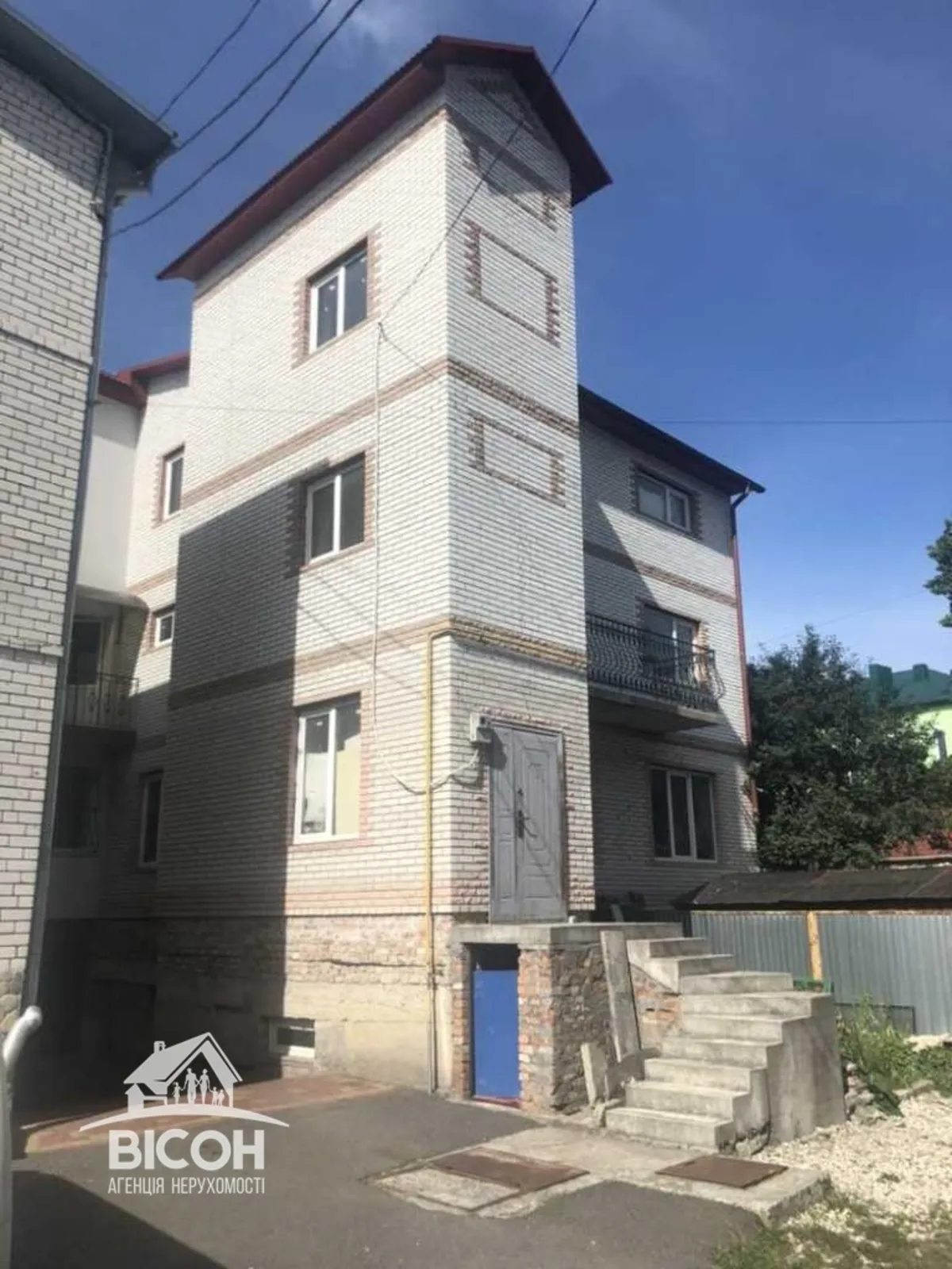 House for sale 250 m², 3 floors. Za Rudkoyu prov., Ternopil. 