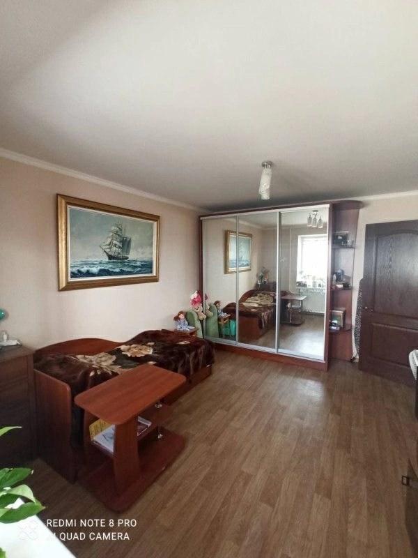 Продаж квартири. 1 room, 28 m², 7th floor/9 floors. 42, Рождественской, Черкаси. 
