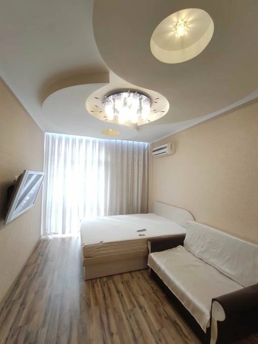Apartment for rent. 1 room, 42 m², 3rd floor/9 floors. Regeneratorna, Kyiv. 