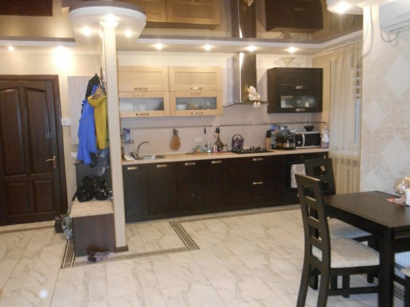 Продажа квартиры. 3 rooms, 68 m², 3rd floor/15 floors. 7, Малиновского Маршала 7, Киев. 