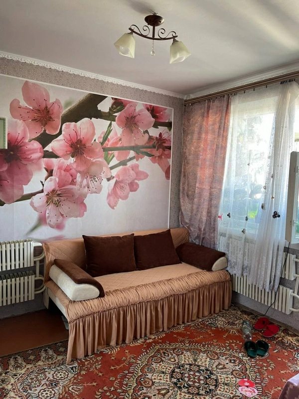 Apartments for sale. 3 rooms, 70 m², 16 floor/16 floors. 132, Bolshaya koltsevaya, Kharkiv. 
