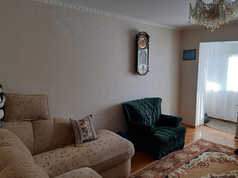 Apartments for sale. 3 rooms, 65 m², 7th floor/9 floors. 1, Pl.Konstytutsyy, Donetsk. 