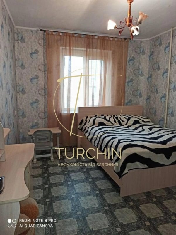 Apartments for sale. 3 rooms, 70 m², 10th floor/10 floors. 94, Komkova, Kherson. 