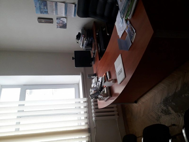 Продажа офиса. 4 rooms, 120 m², 2nd floor/3 floors. 28, Машиностроительный 28, Киев. 