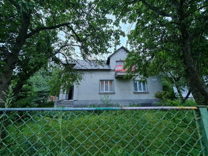 Продаж будинку. 5 rooms, 150 m², 2 floors. 28, М.Сосновка, ул. Мира, Червоноград. 