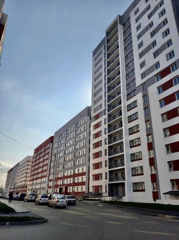 Apartments for sale. 1 room, 37 m², 7th floor/9 floors. Kharkov, Kharkiv. 