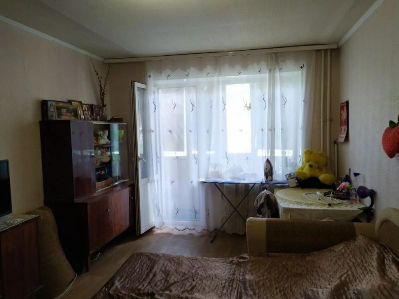 Apartments for sale. 1 room, 33 m², 5th floor/9 floors. Shchetynyna, Donetsk. 