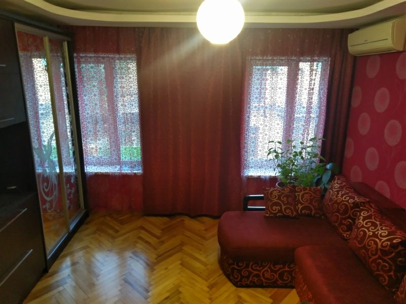 Продаж квартири. 2 rooms, 46 m², 4th floor/4 floors. 11, Андріївський 11, Київ. 