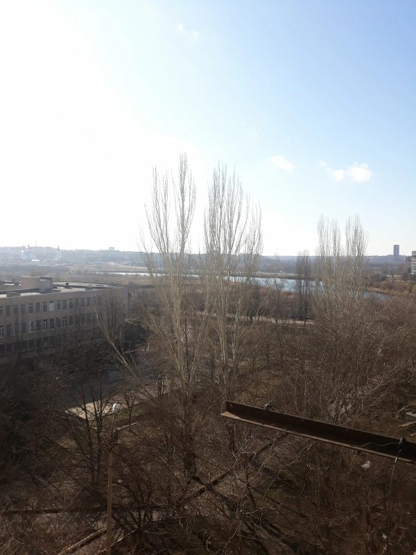 Apartments for sale. 2 rooms, 48 m², 6th floor/9 floors. Solnechnyy, Kryvyy Rih. 