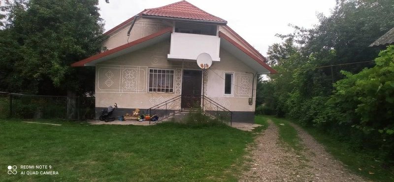 House for sale. 4 rooms, 160 m², 1 floor. Tsentralnaya, Lviv. 