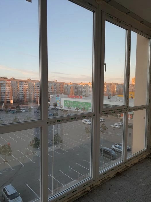 Apartments for sale. 1 room, 34 m², 6th floor/10 floors. Lazurnaya, Mykolayiv. 