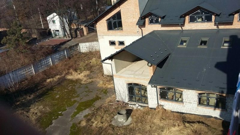 House for sale. 9 rooms, 800 m², 3 floors. Tsentralnaya, Mostyskaya. 