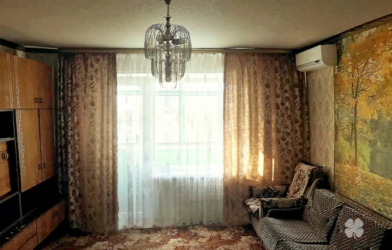 Продаж квартири. 3 rooms, 64 m², 8th floor/9 floors. 11, Минина, Дніпро. 