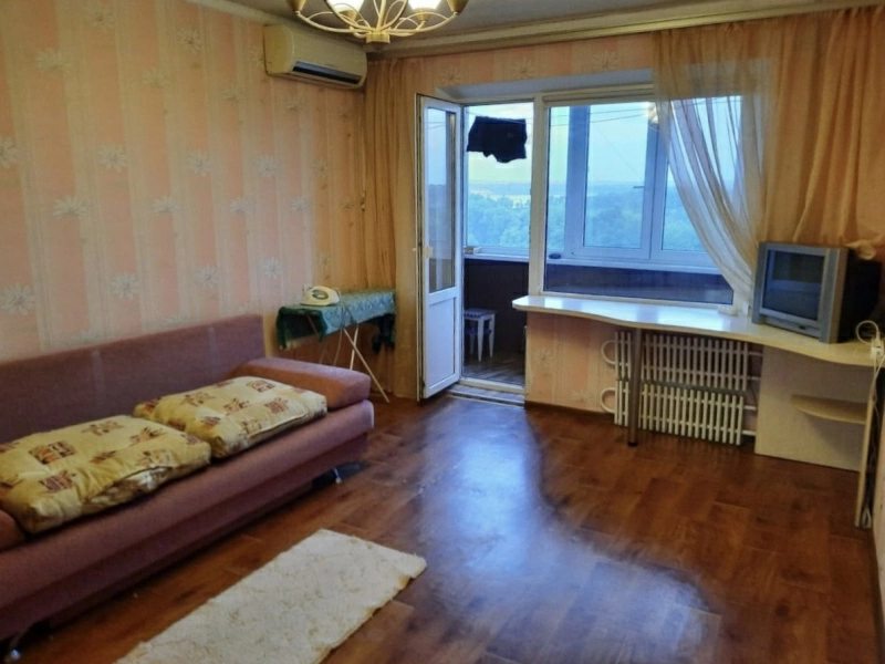 Apartments for sale. 1 room, 33 m², 8th floor/12 floors. 34, Geroyiv Dnipra 34, Kyiv. 