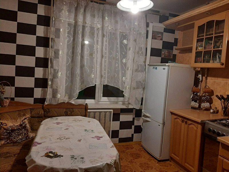 Apartment for rent. 1 room, 37 m², 5th floor/9 floors. 154, Dobrovolskoho, Odesa. 