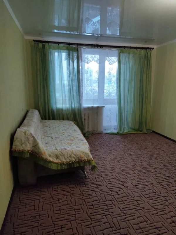 Apartment for rent. 1 room, 38 m², 10th floor/11 floors. 10, Druzhby Narodiv 10, Kyiv. 
