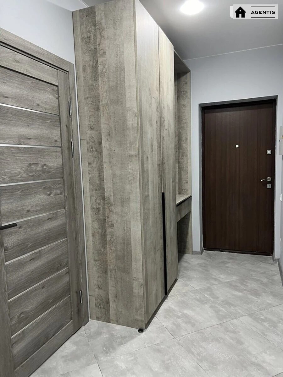 Apartment for rent. 1 room, 45 m², 24 floor/26 floors. 56, Povitroflotskiy 56, Kyiv. 