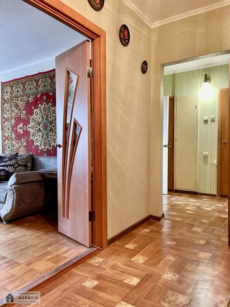 Сдам квартиру. 1 room, 45 m², 14 floor/16 floors. 10, Бережанская 10, Киев. 