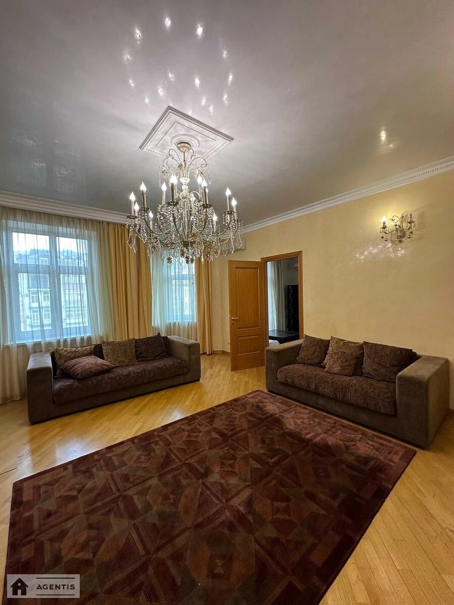 Сдам квартиру. 3 rooms, 110 m², 4th floor/5 floors. 16, Институтская 16, Киев. 