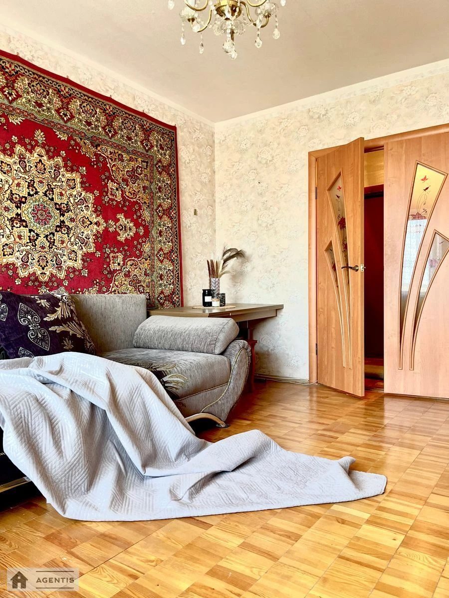 Apartment for rent. 1 room, 40 m², 14 floor/16 floors. 10, Berezhanska 10, Kyiv. 